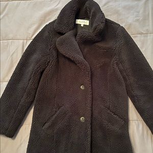 Like NEW Small Sherpa like black jacket. Sebby.